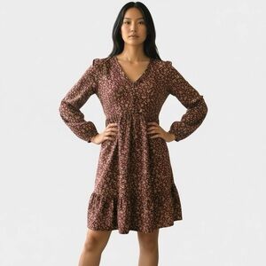 Paper Crane Floral Long Sleeve Tiered Dress Size  Medium